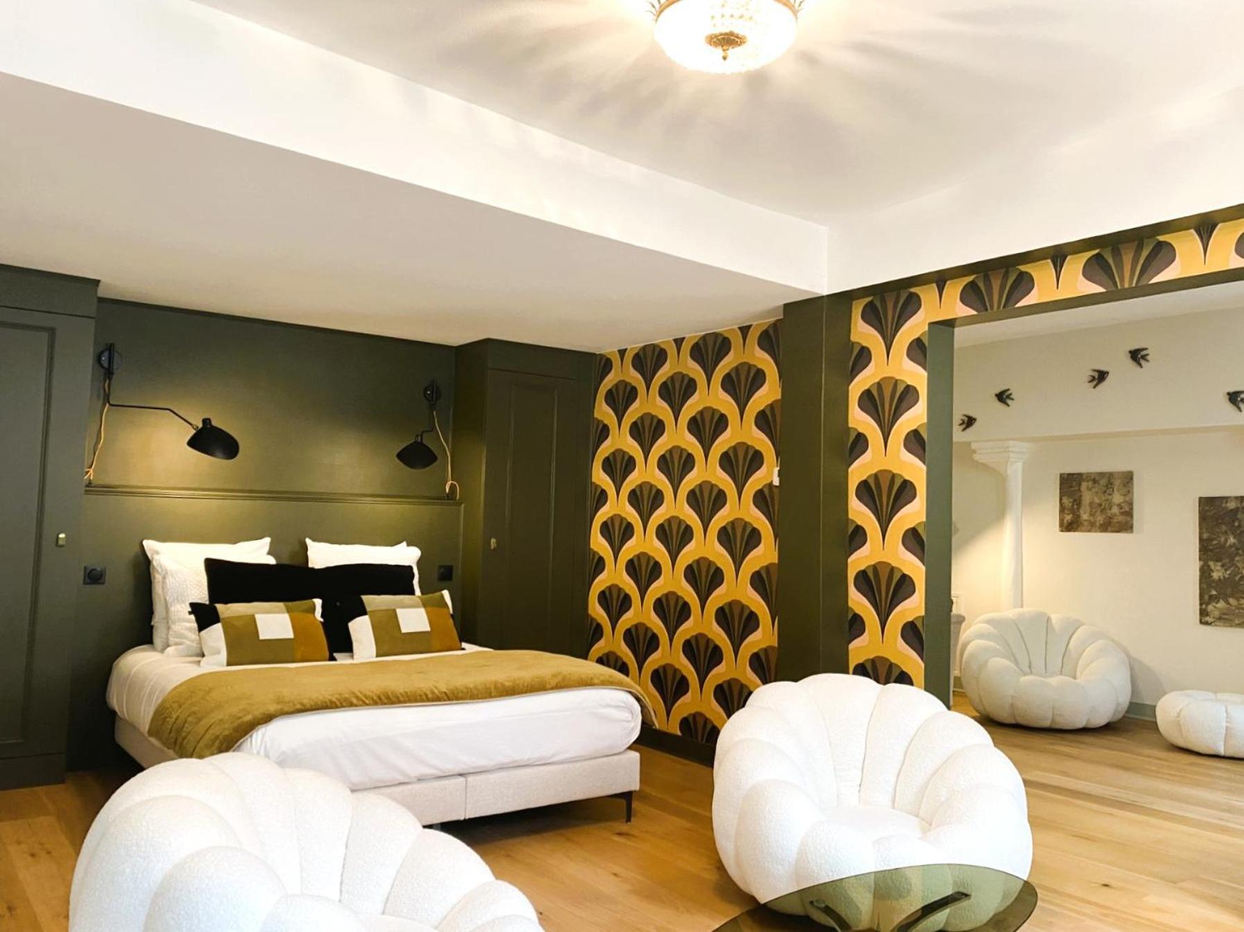 Appartement De Charme Au Coeur Du Centre Historique Tours Esterno foto