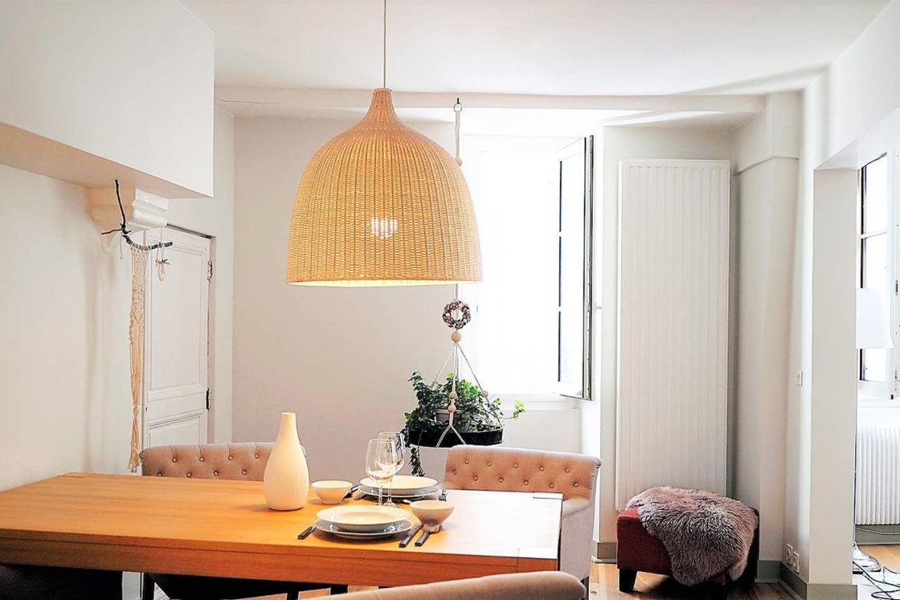 Appartement De Charme Au Coeur Du Centre Historique Tours Esterno foto