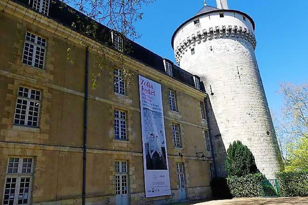 Appartement De Charme Au Coeur Du Centre Historique Tours Esterno foto