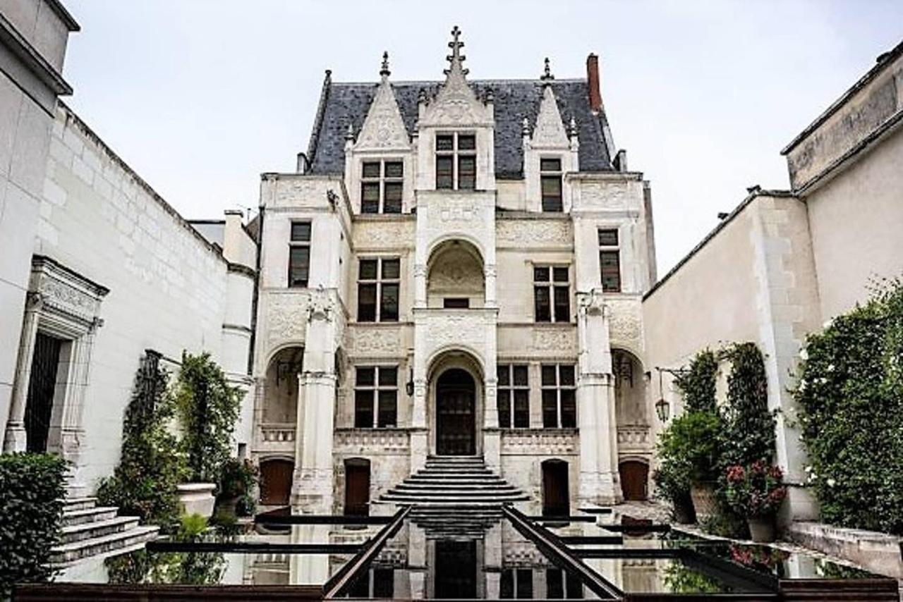 Appartement De Charme Au Coeur Du Centre Historique Tours Esterno foto